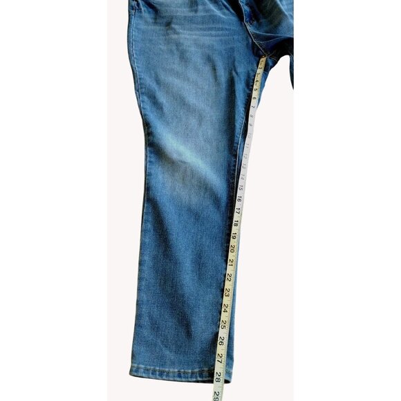 Time And Tru Jeans 20 High Rise Curvy Stretch Straight Casual - Picture 11 of 16